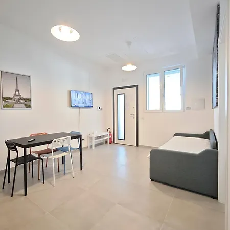 Isabelle House Apartament